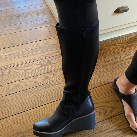 Naturalizer SOUL Boots - Picture 7 of 7